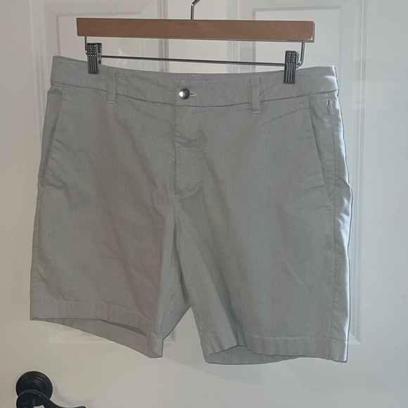 Lululemon Commission Classic-Fit Short 7" Warpstreme Seal Grey 2022 M7AJXS Sz 34 - Picture 2 of 7